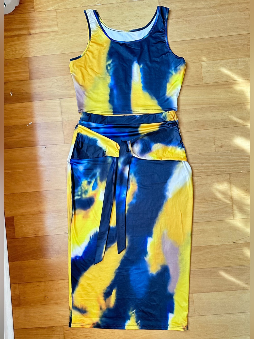 Tie-Dye Two-Piece Set – Blue & Yellow Bodycon Skirt + Crop Top